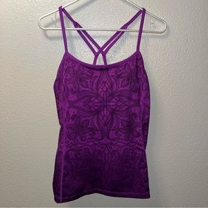 Athleta tank top size large 
In excellent condition